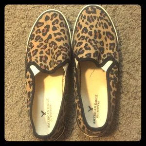 American Eagle slip on sneakers/flats